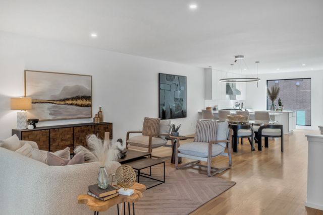 $1,025,000 | 525 Little Channing Way, Nashville, TN 37212