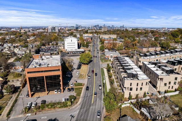 $1,025,000 | 525 Little Channing Way, Nashville, TN 37212