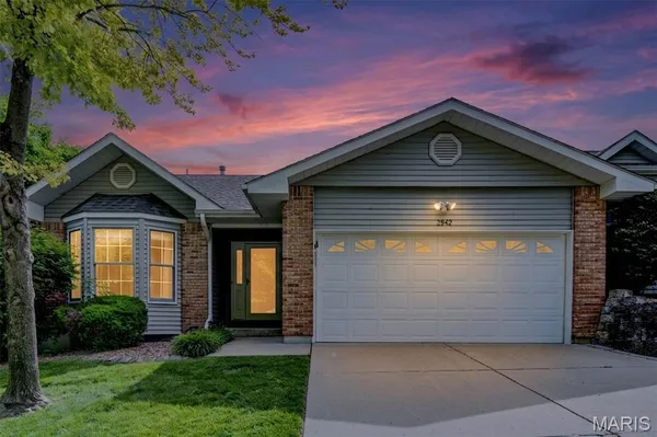$295,000 | 2942 Sylvan Lane, St. Charles, MO 63301