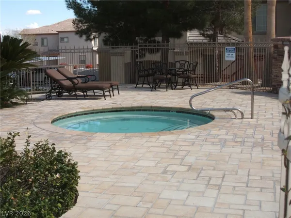 $1,950 | 1613 Queen Victoria Street, Unit 103, Las Vegas, NV 89144
