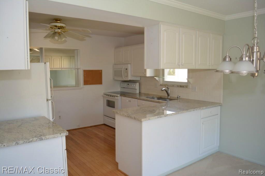 42026 Cherry Hill Road Novi, MI 48375 - Photo 9 of 28 Kitchen .jpg