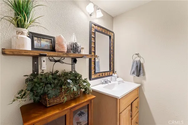 $459,000 | 664 Circle Lake, Lake Arrowhead, CA 92352