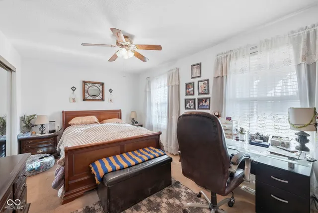 $372,900 | 210 Rockberry Drive, Carmel, IN 46032