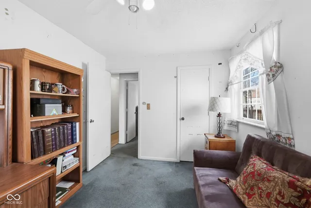 $372,900 | 210 Rockberry Drive, Carmel, IN 46032