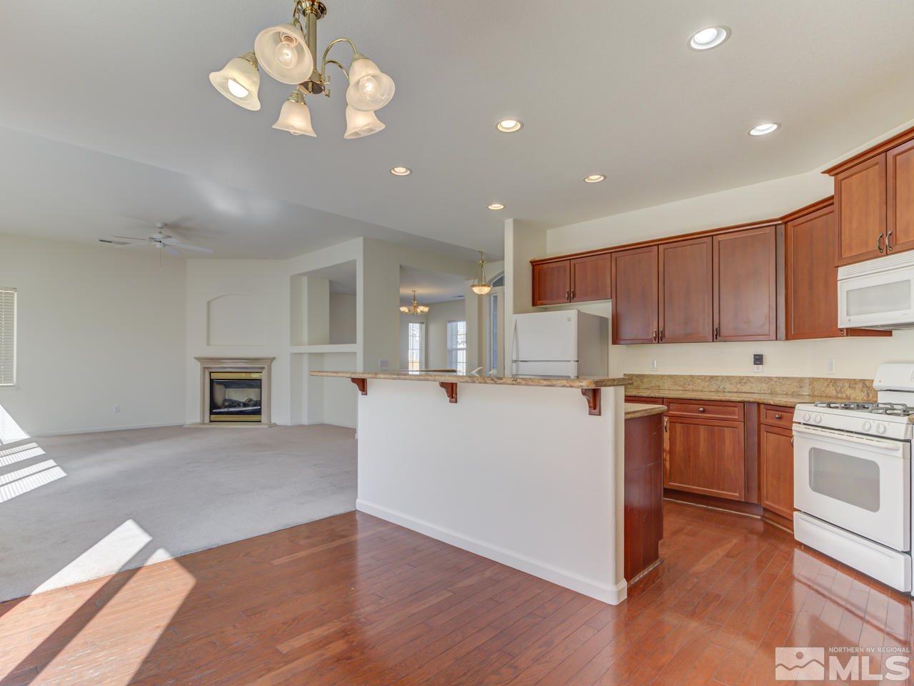 7153 Crest Hill Drive Reno, NV 89506 - Photo 7 of 25 Photo 7
