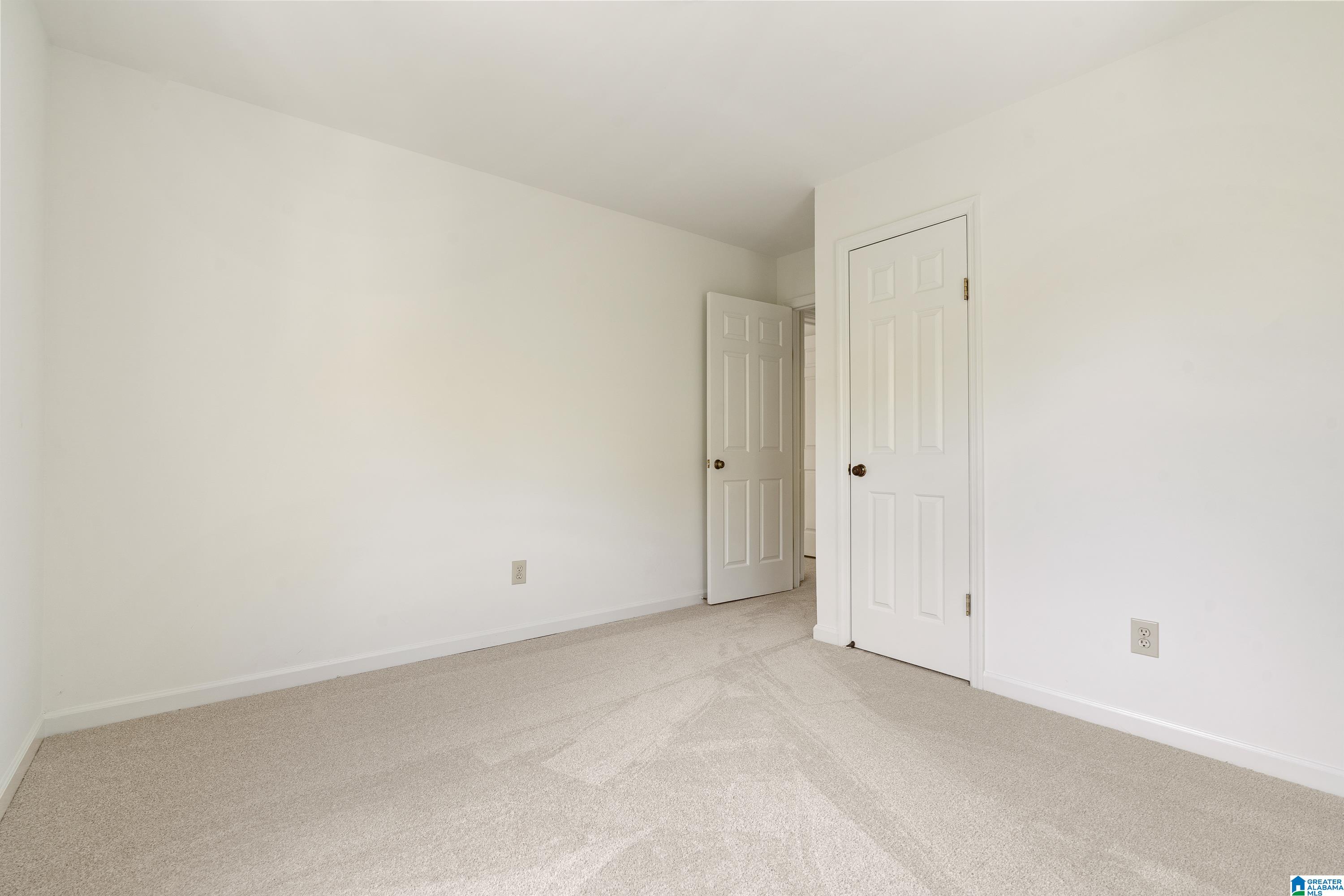 1460 Berry Road Birmingham, AL 35226 - Photo 23 of 35