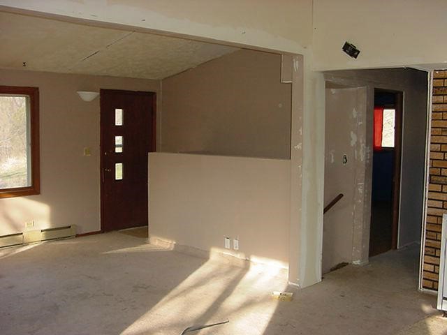 429 Marstonmoor Road Davis, IL 61019 - Photo 3 of 9 a view of a big room with closet and windows