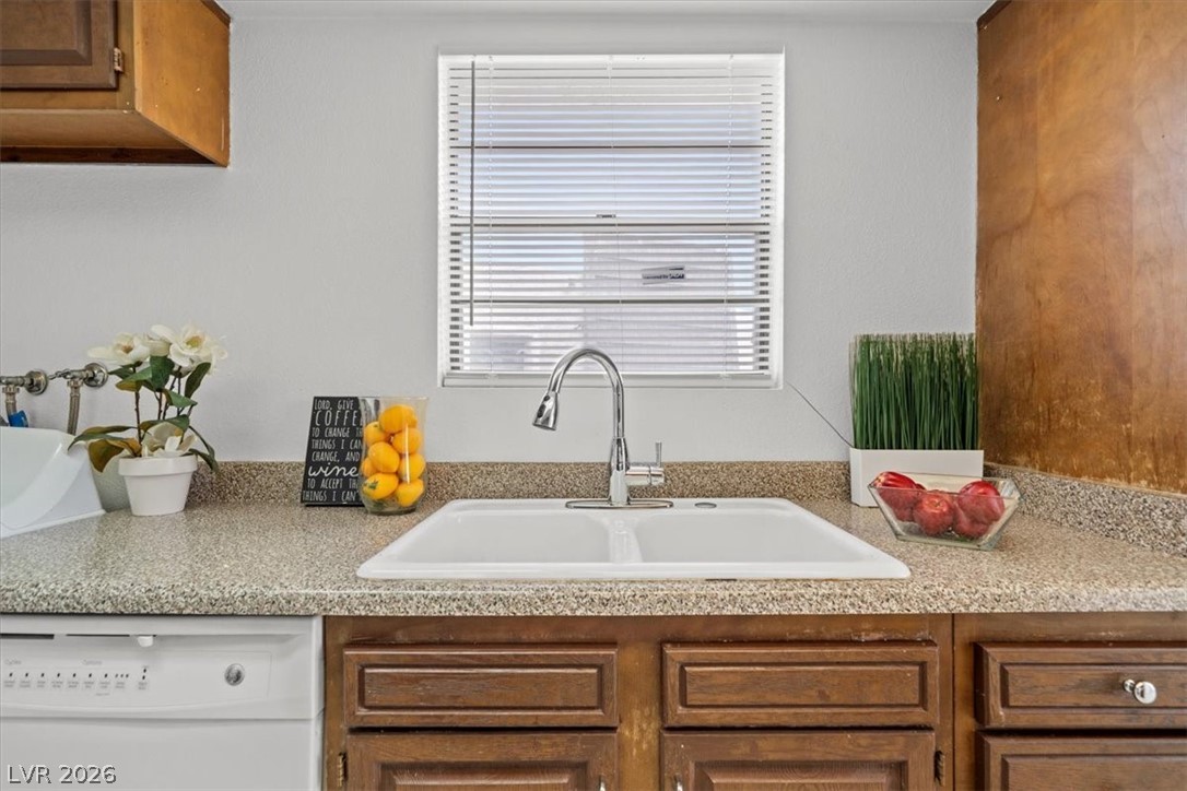 3909 Cambridge Street, Unit 3 Las Vegas, NV 89119 - Photo 13 of 22