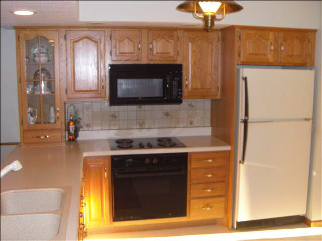 267 Ruff Drive Monroe, MI 48162 - Photo 8 of 13 JEN AIR OVEN