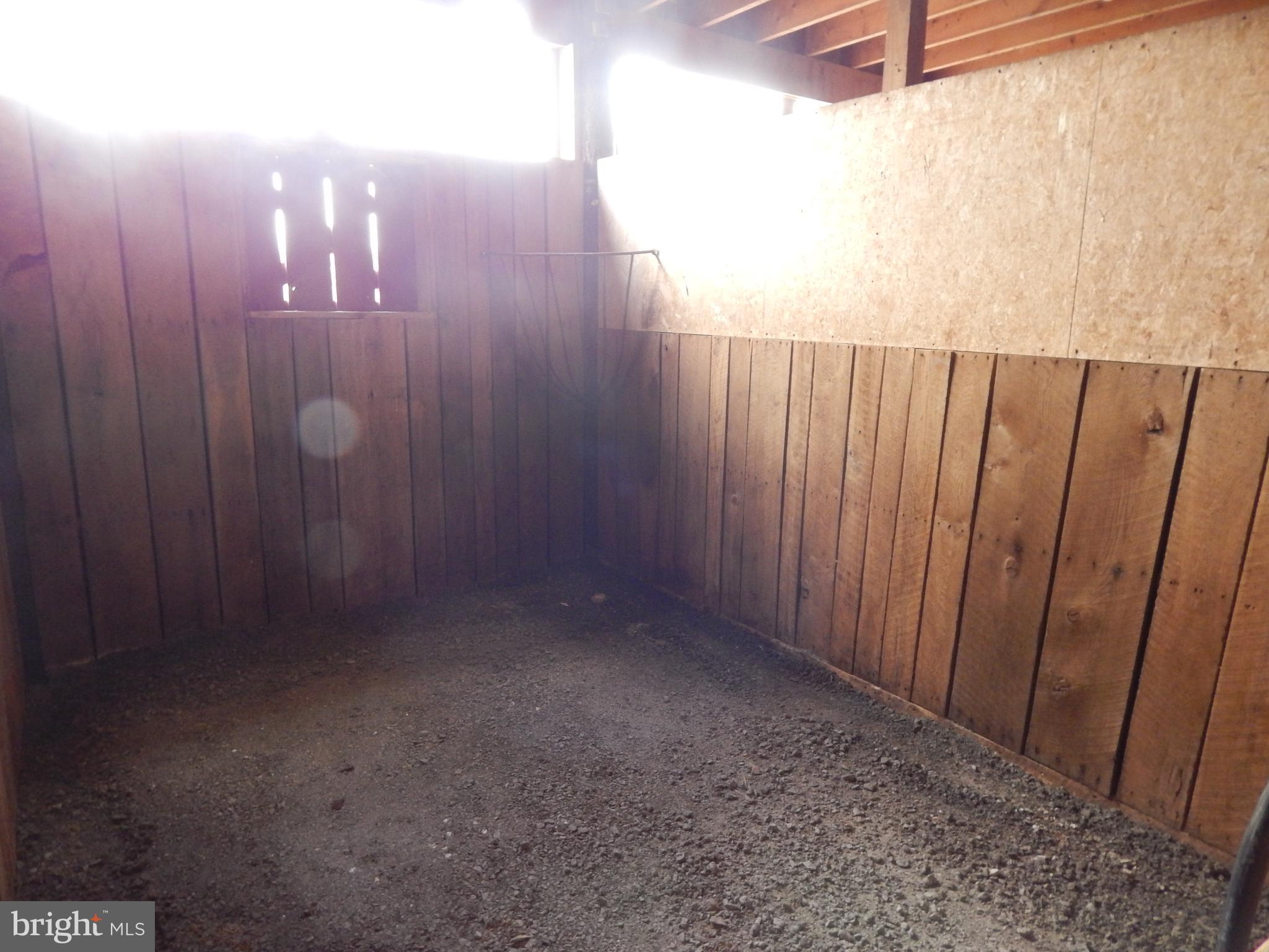 3 Shadow Valley Farm Berkeley Springs, WV 25411 - Photo 24 of 29 Stall