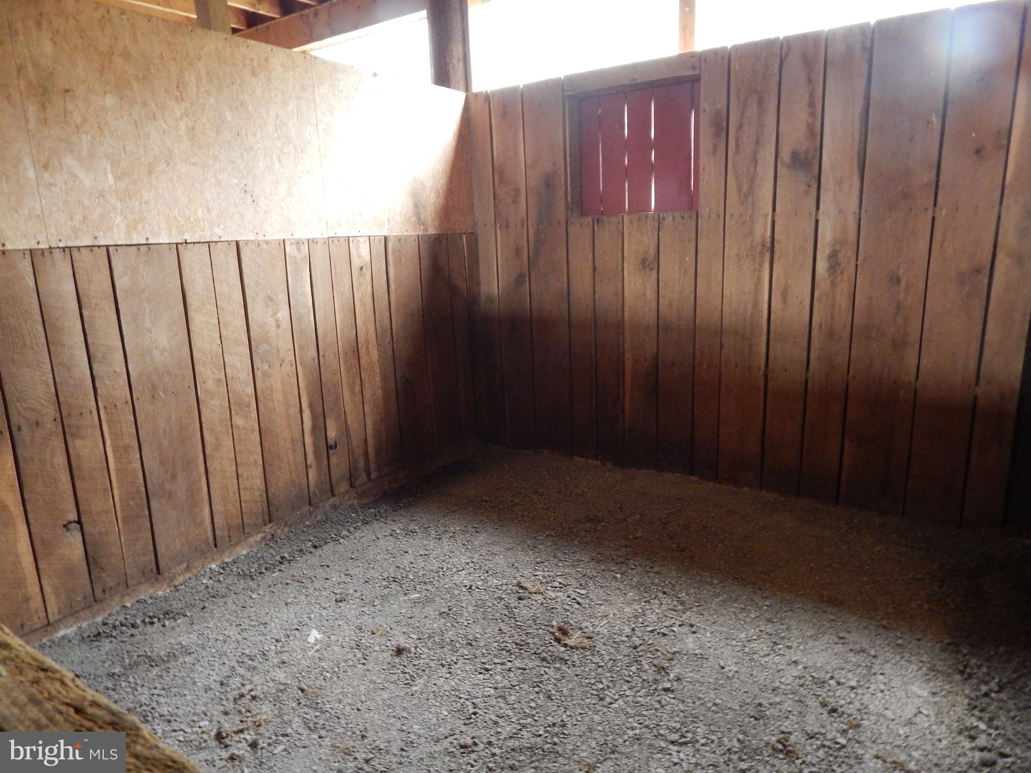 3 Shadow Valley Farm Berkeley Springs, WV 25411 - Photo 25 of 29 Stall