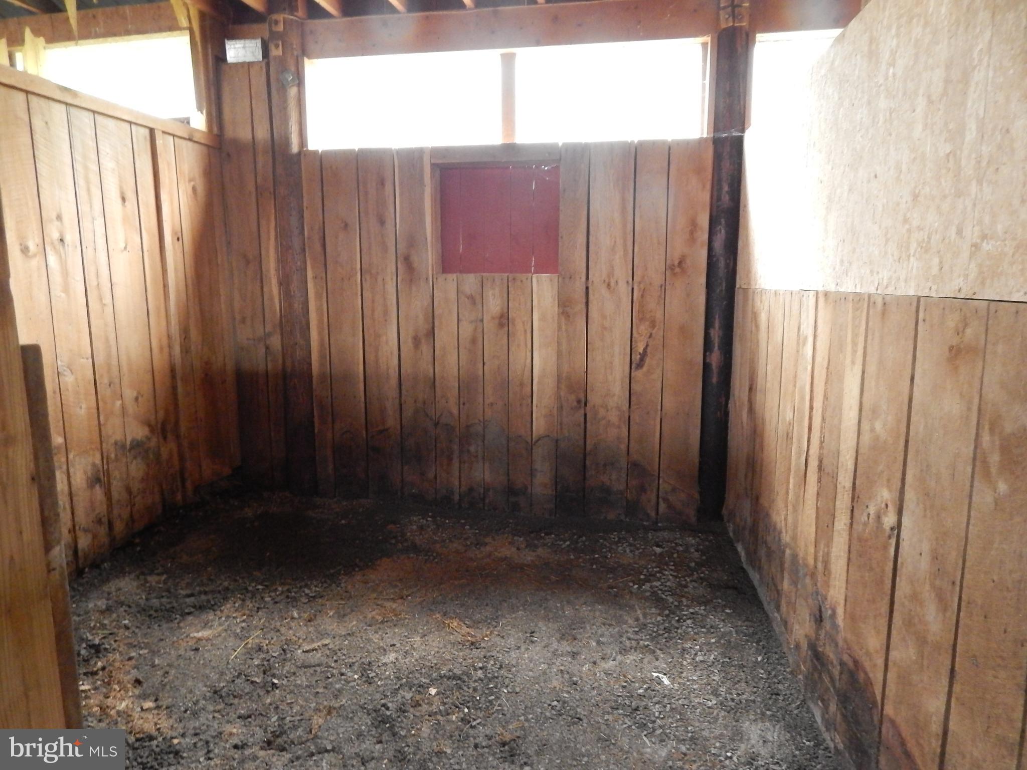 3 Shadow Valley Farm Berkeley Springs, WV 25411 - Photo 27 of 29 Stall