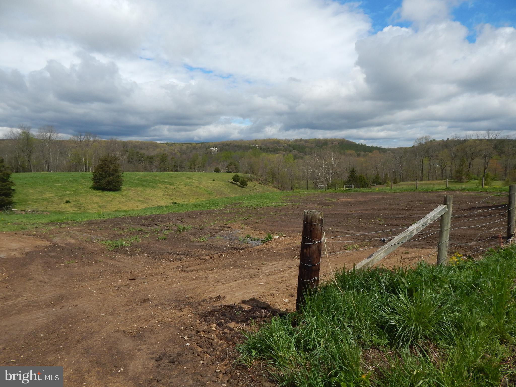3 Shadow Valley Farm Berkeley Springs, WV 25411 - Photo 5 of 29 Pasture