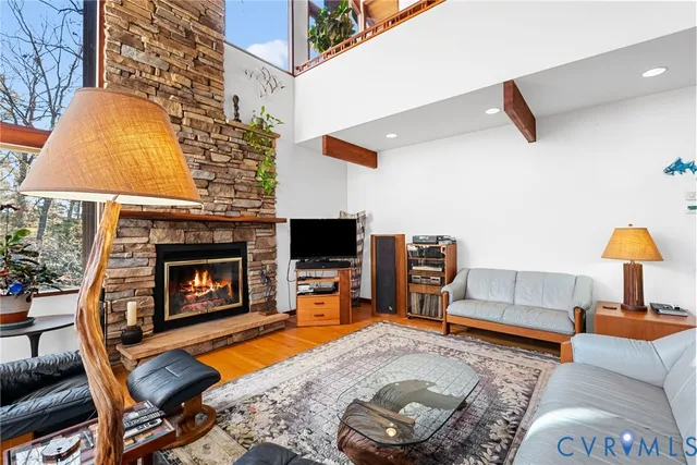 $895,000 | 701 Colony Trail, Lanexa, VA 23089