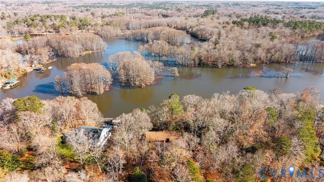 $895,000 | 701 Colony Trail, Lanexa, VA 23089