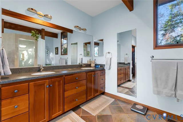 $895,000 | 701 Colony Trail, Lanexa, VA 23089