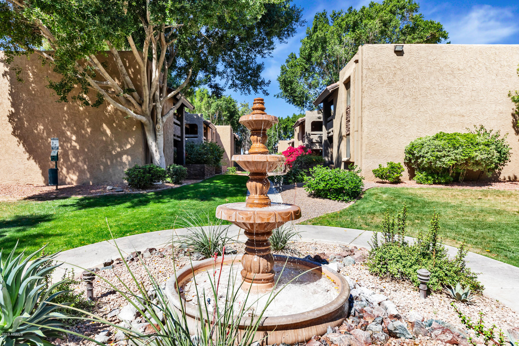 3825 East Camelback Road, Unit 203 Phoenix, AZ 85018 - Photo 14 of 15 Water features