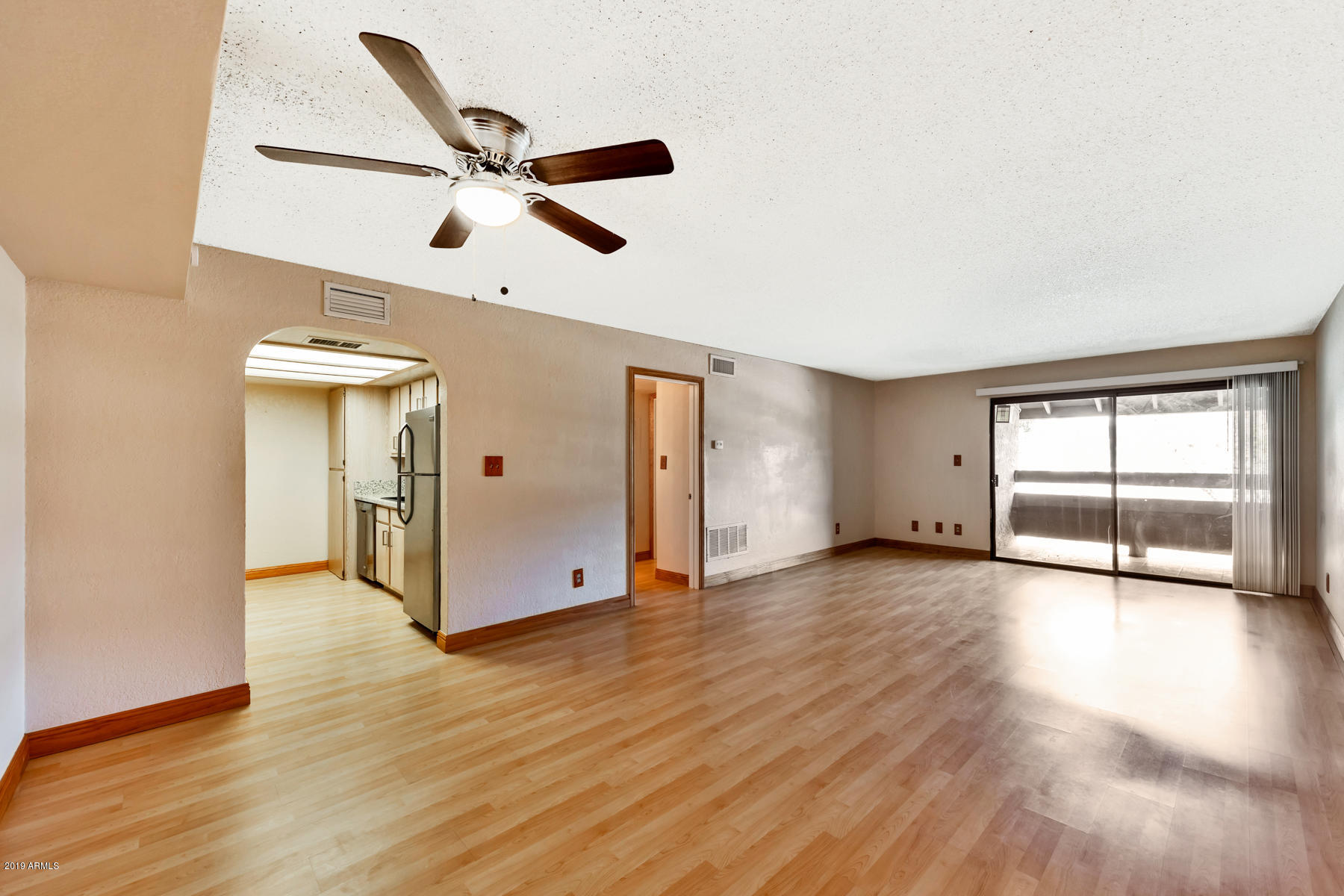 3825 East Camelback Road, Unit 203 Phoenix, AZ 85018 - Photo 5 of 15 _73A0535