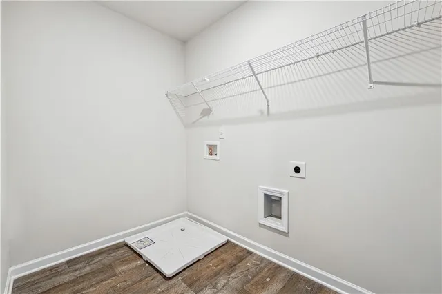 a view of utility room