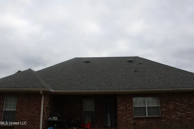 $305,000 | 100 Navajo Circle, Clinton, MS 39056