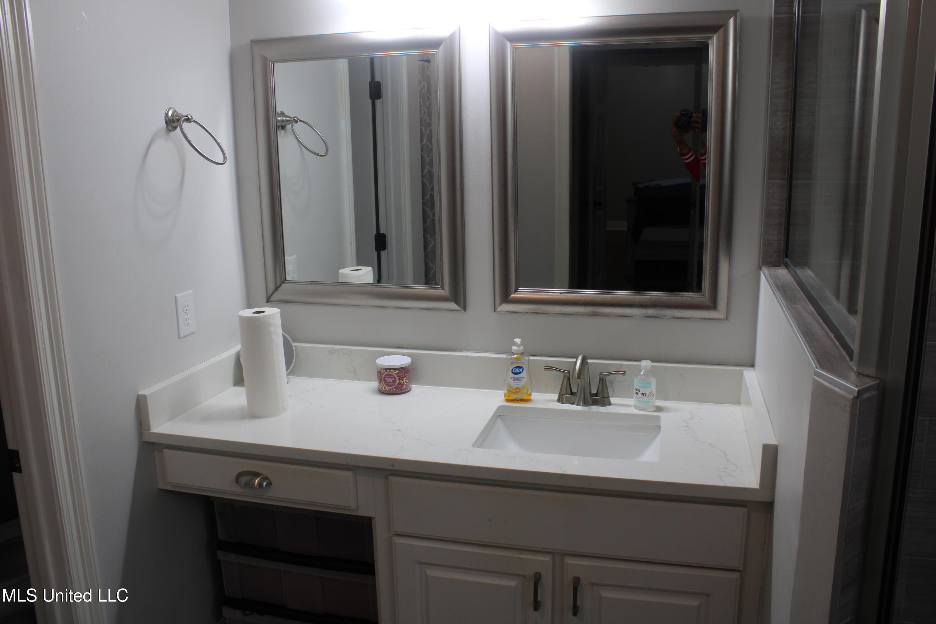 100 Navajo Circle Clinton, MS 39056 - Photo 22 of 53 Primary Bathroom - Vanity 2