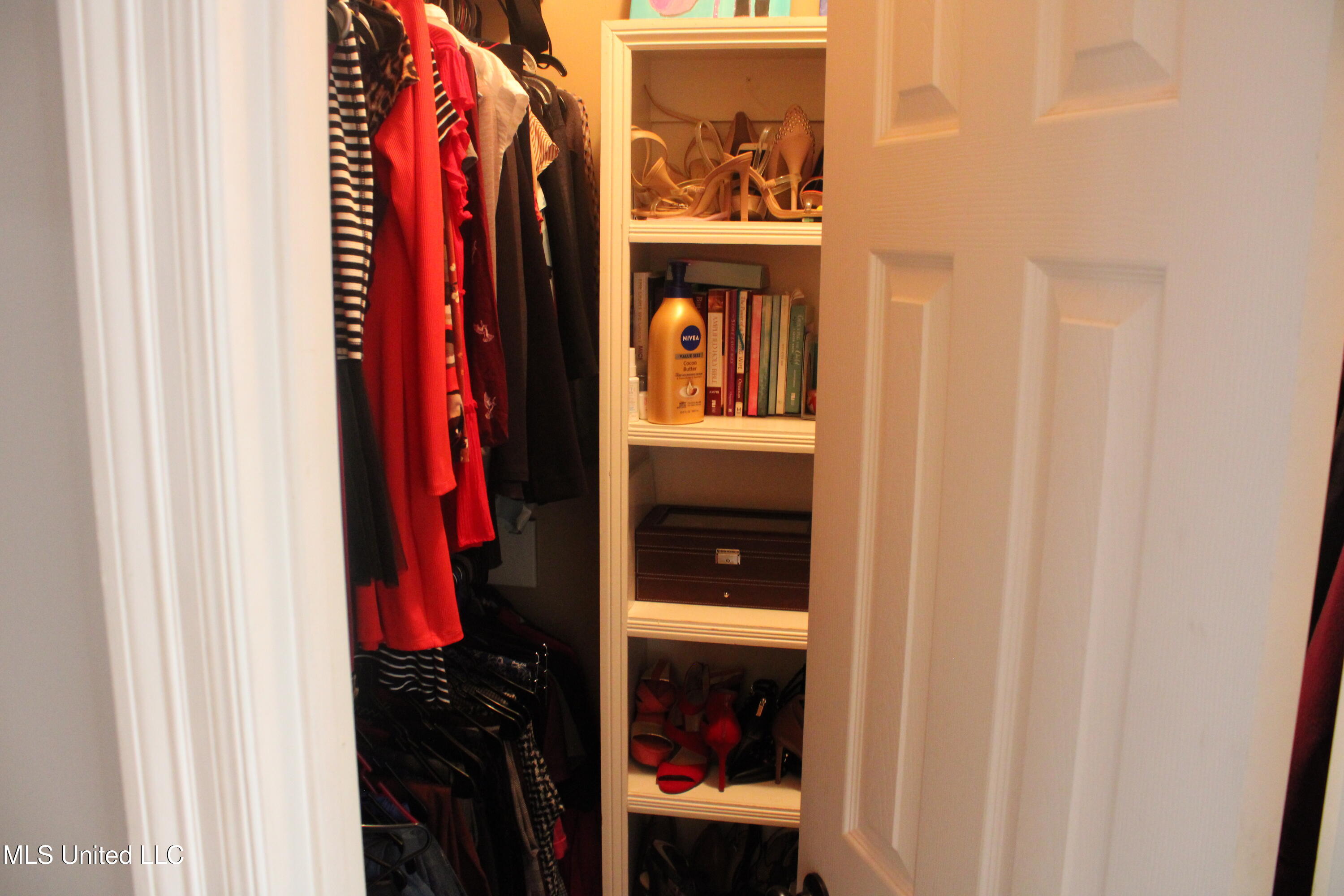 100 Navajo Circle Clinton, MS 39056 - Photo 26 of 53 Primary - Closet 2