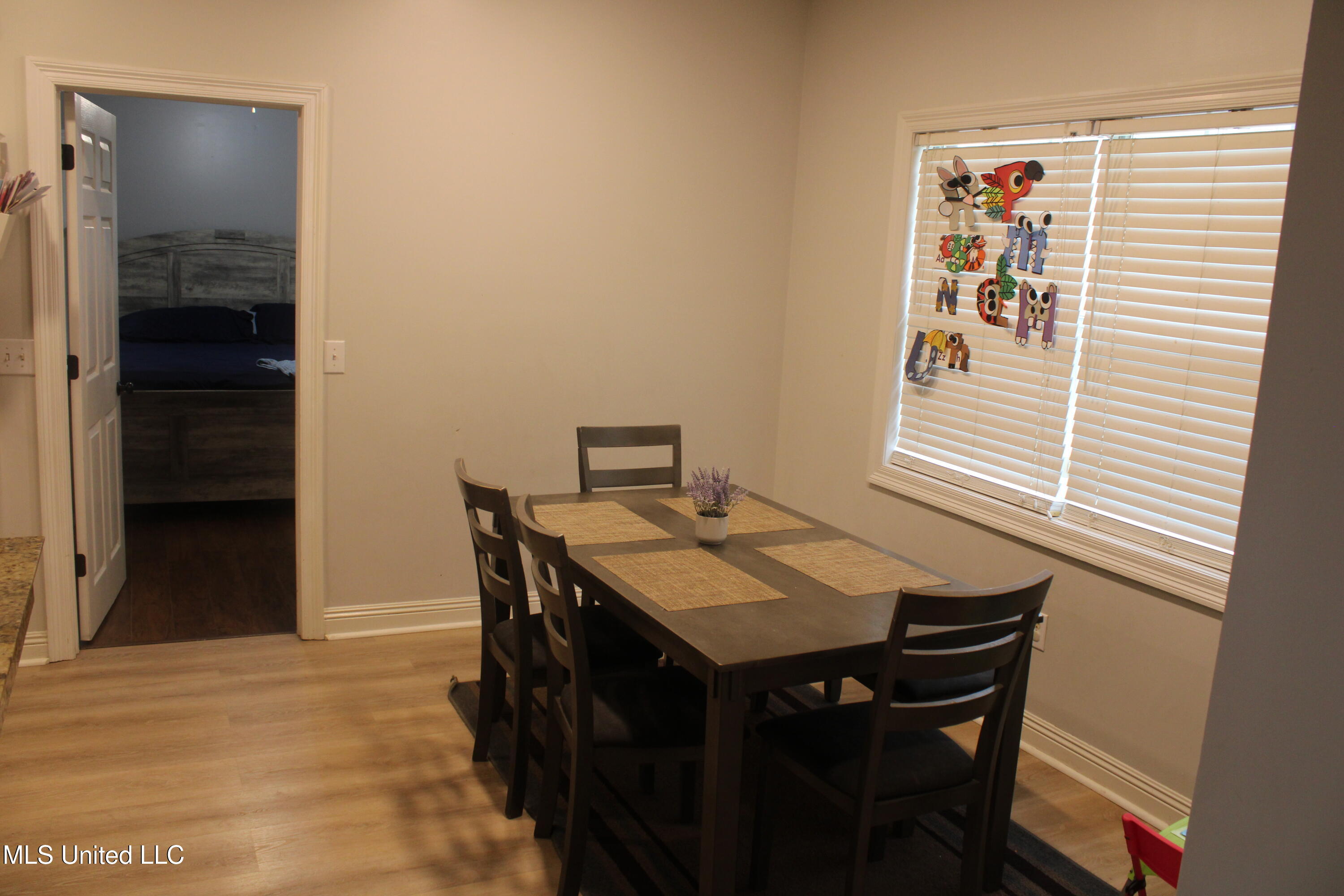 100 Navajo Circle Clinton, MS 39056 - Photo 27 of 53 Breakfast Nook