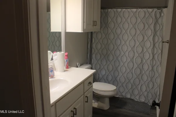 $305,000 | 100 Navajo Circle, Clinton, MS 39056