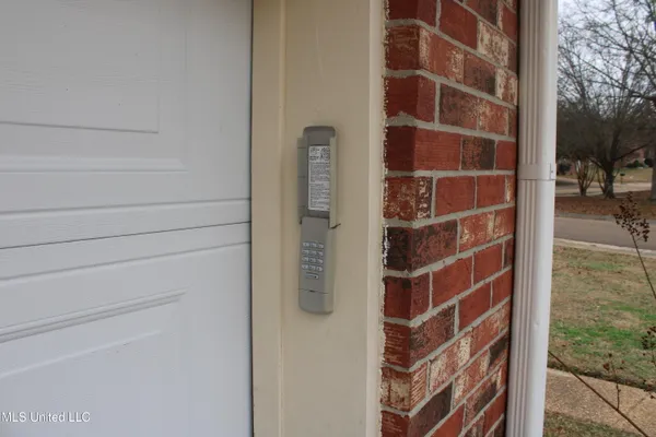 $305,000 | 100 Navajo Circle, Clinton, MS 39056