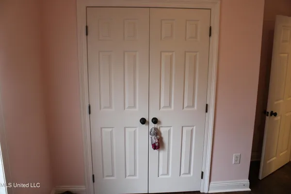 $305,000 | 100 Navajo Circle, Clinton, MS 39056