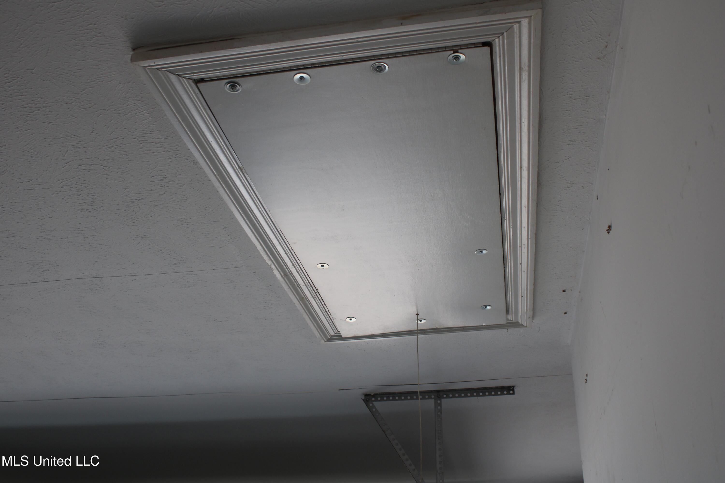 100 Navajo Circle Clinton, MS 39056 - Photo 53 of 53 Attic Access