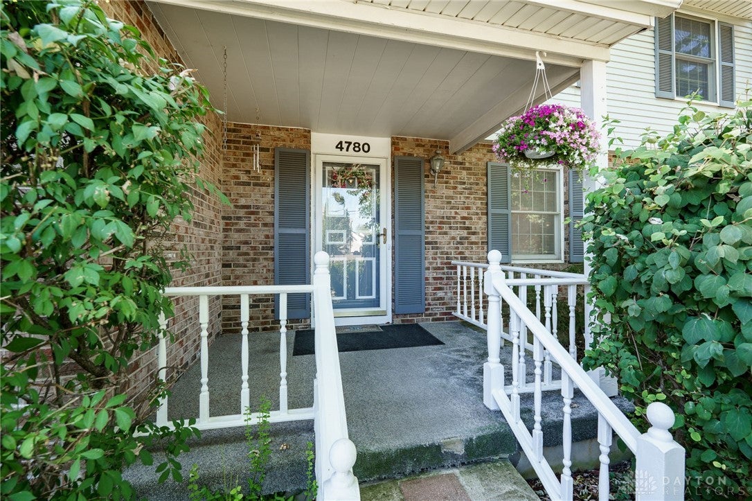 4780 Kitridge Road Dayton, OH 45424 - Photo 3 of 59 Gallery Image 3