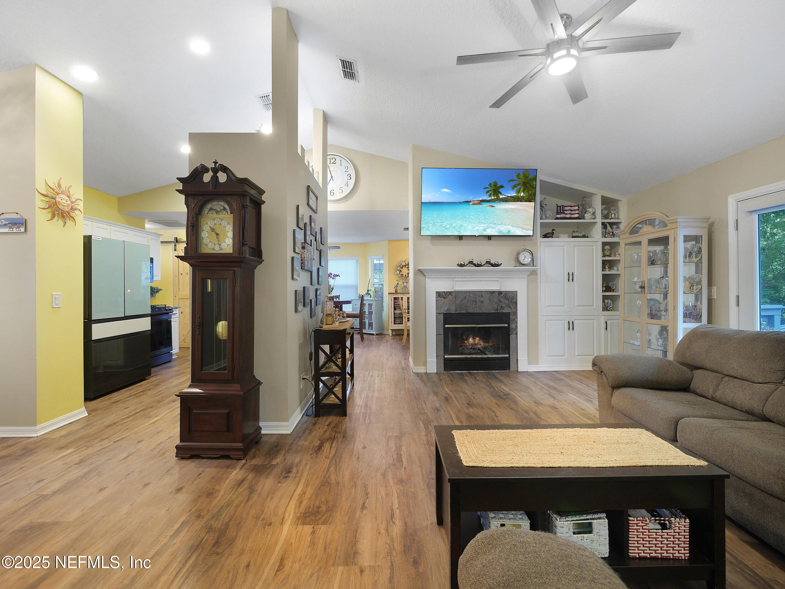 549 Willow Walk Place St. Augustine, FL 32086 - Photo 22 of 33 Living Room