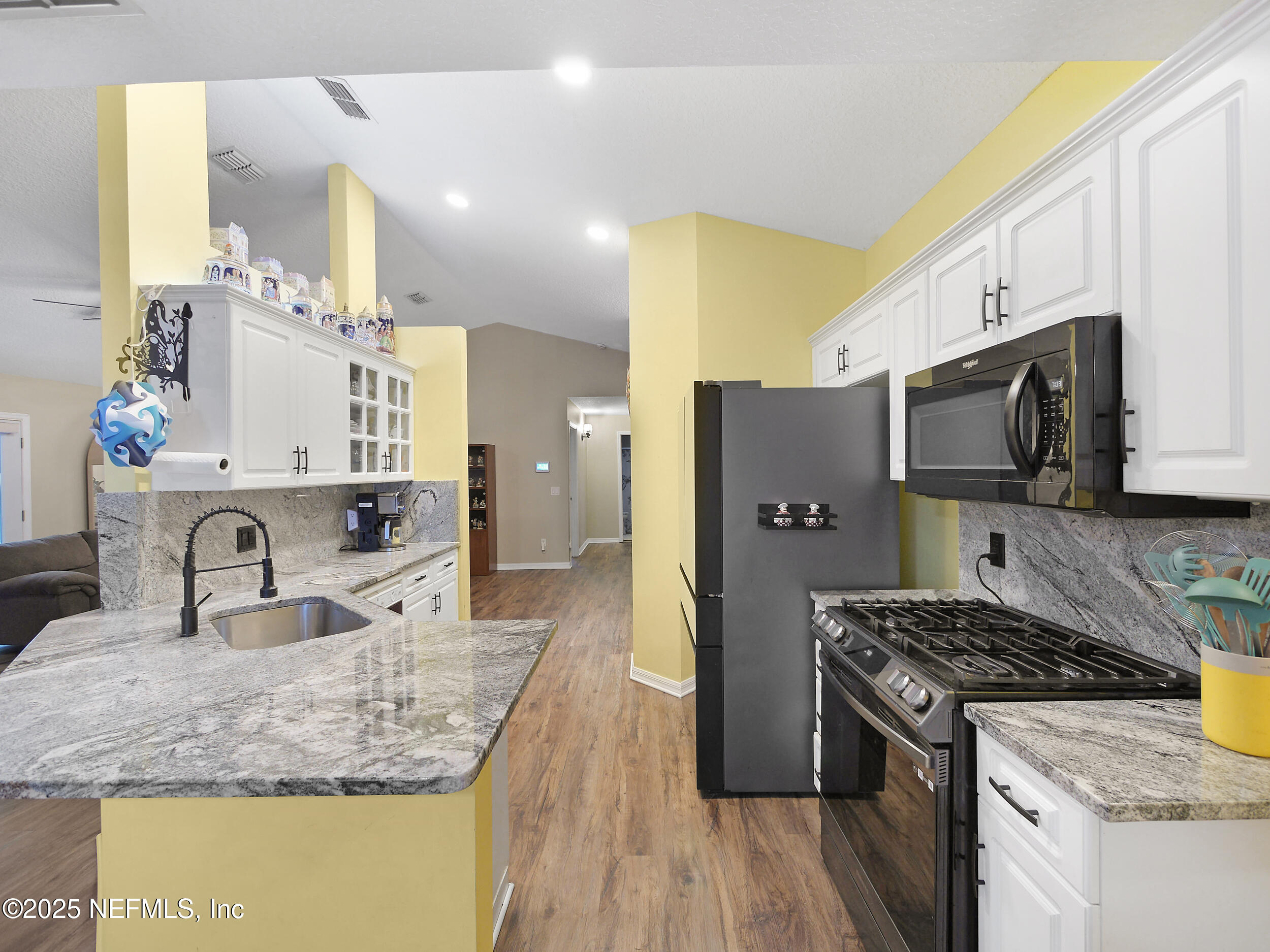 549 Willow Walk Place St. Augustine, FL 32086 - Photo 7 of 33 Kitchen