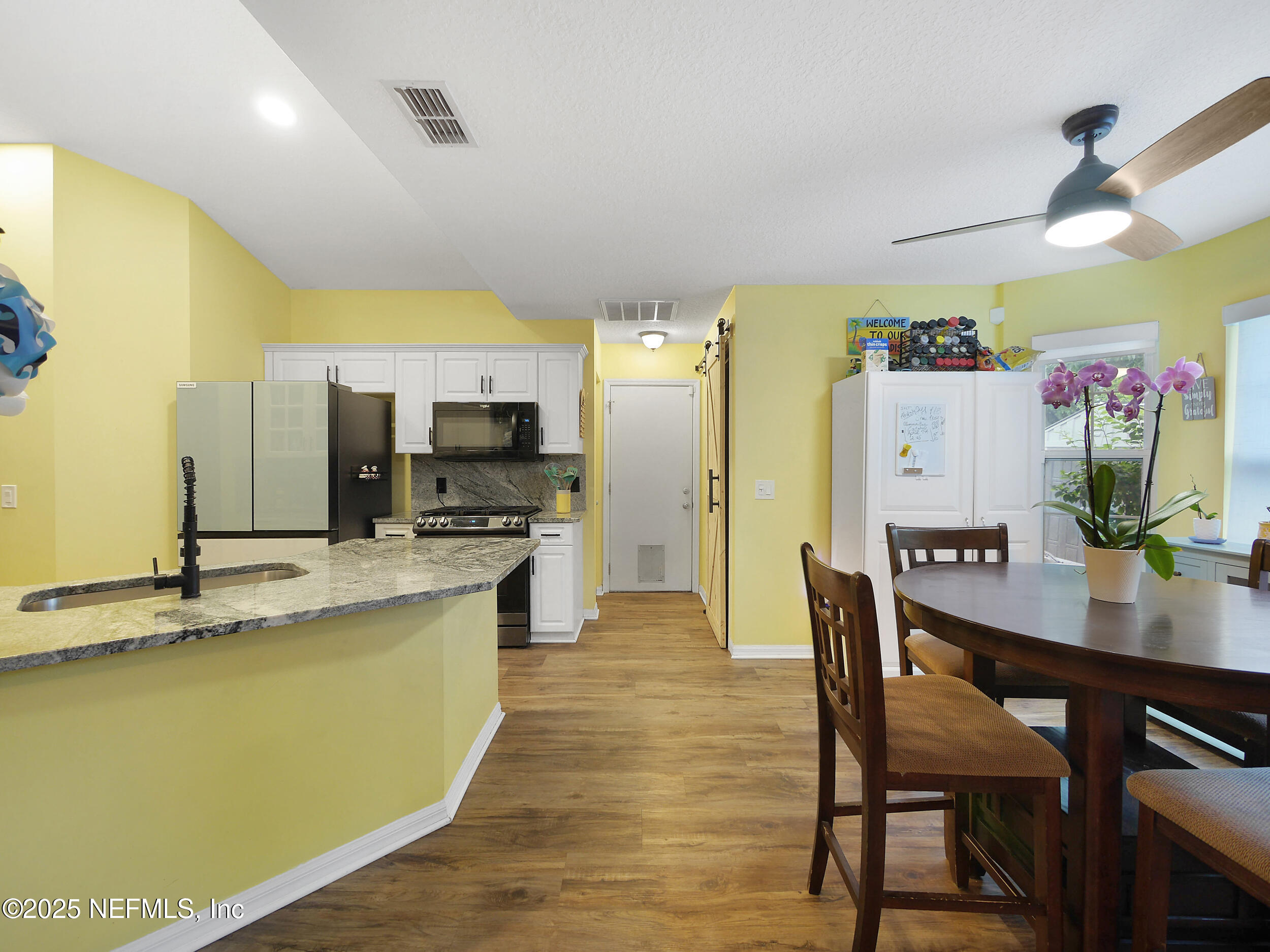 549 Willow Walk Place St. Augustine, FL 32086 - Photo 9 of 33 Kitchen
