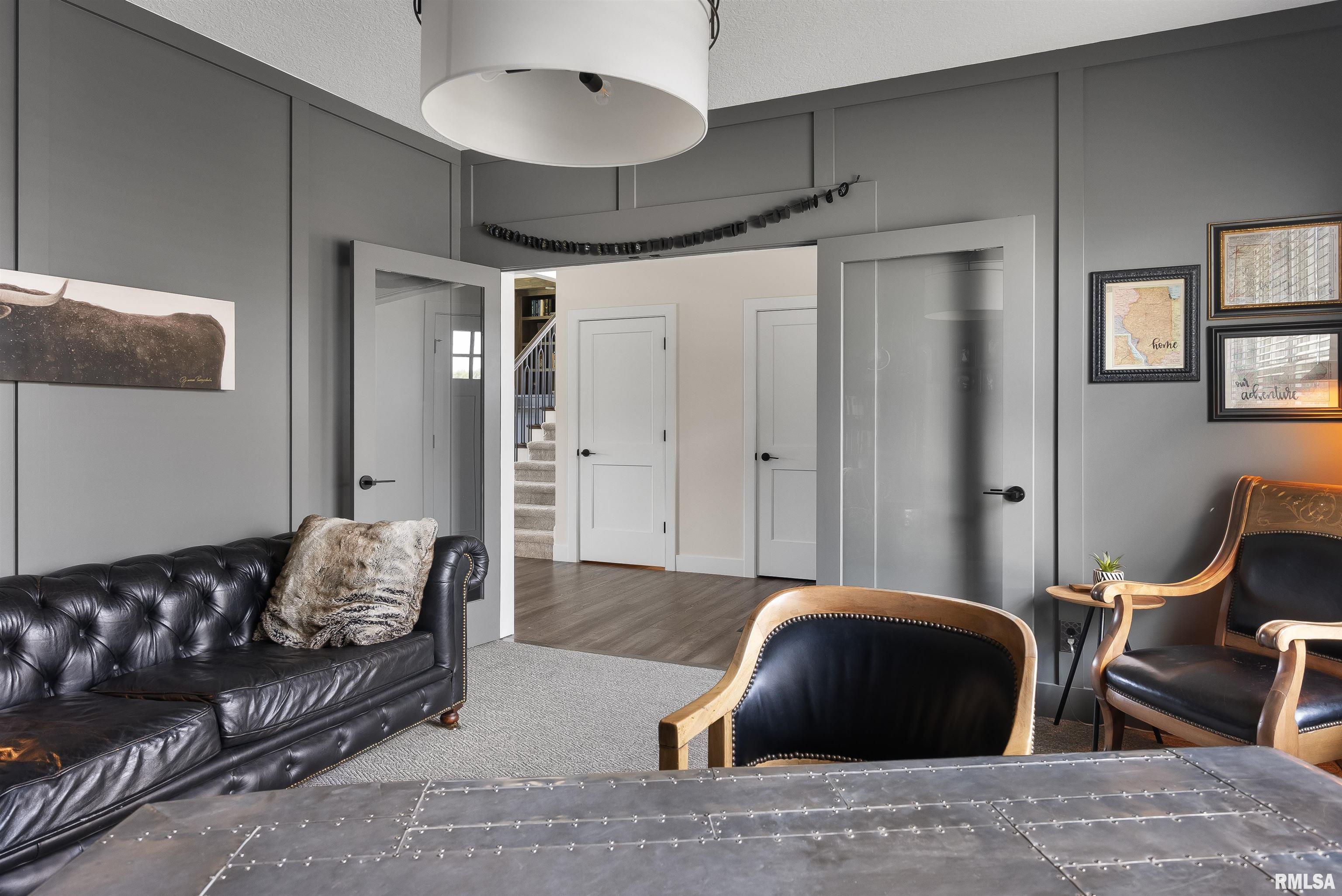 4714 Lakeside Drive Bettendorf, IA 52722 - Photo 4 of 45