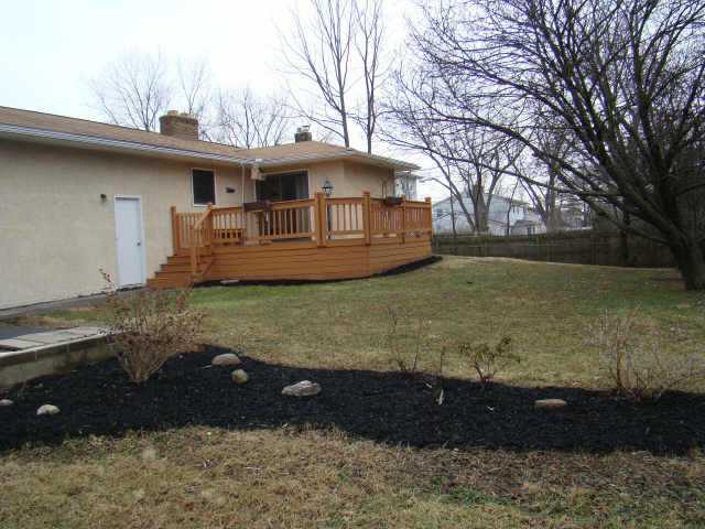 3981 Reed Road Columbus, OH 43220 - Photo 3 of 7 Gallery Image 3