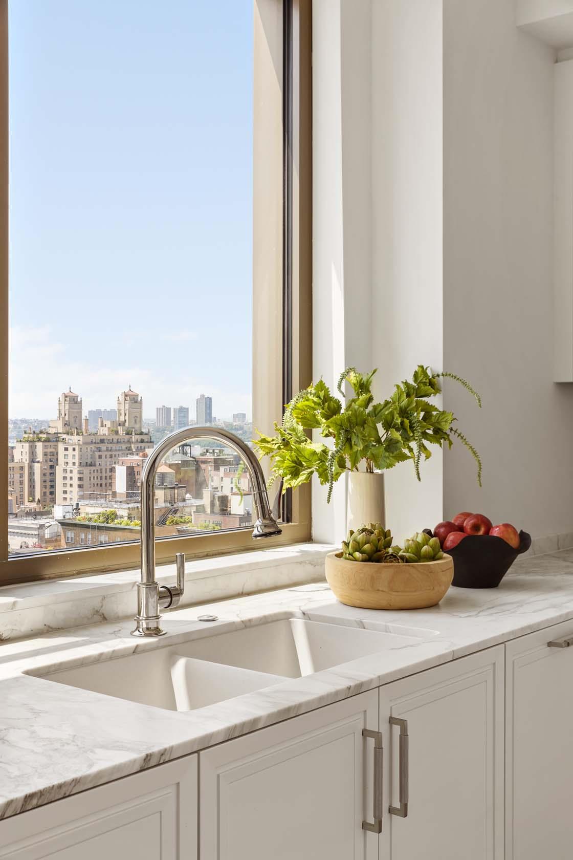 Undisclosed Address Manhattan, NY 10024 - Photo 7 of 24