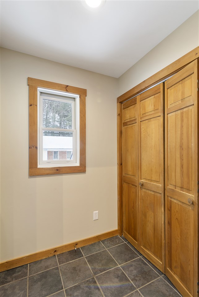 117 Mountain Road, Unit 302 Stowe, VT 05672 - Photo 14 of 15 Gallery Image 14