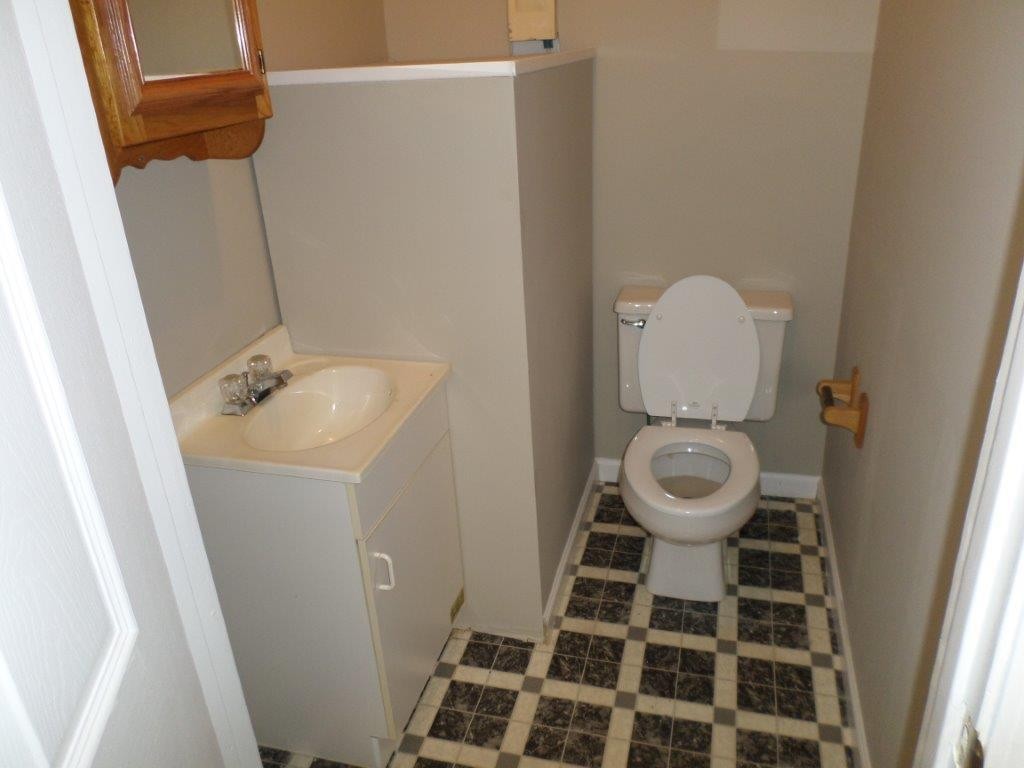 10705 McBee Mill Road Corryton, TN 37721 - Photo 6 of 20 a bathroom with a sink and a toilet