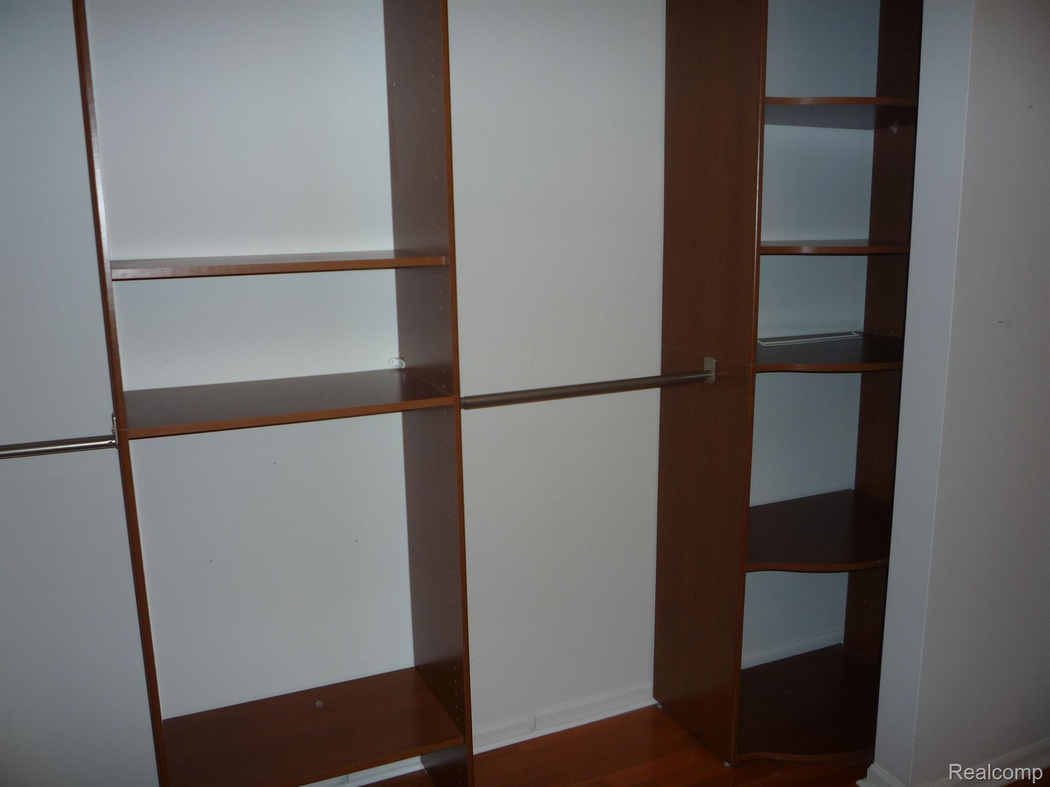 1423 Rillview Court Metamora, MI 48455 - Photo 48 of 62 closet in bedroom #3