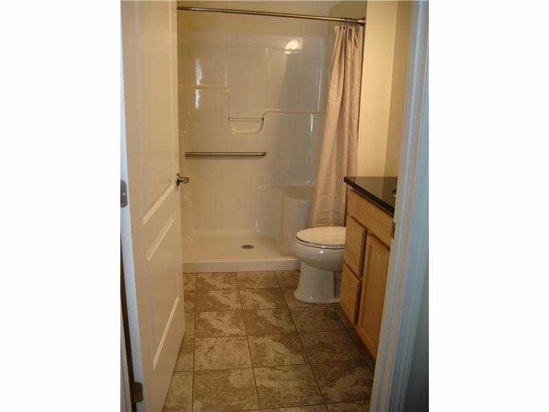 109 Wendell Road Warwick, RI 02888 - Photo 8 of 10 Master Bath/Spa.