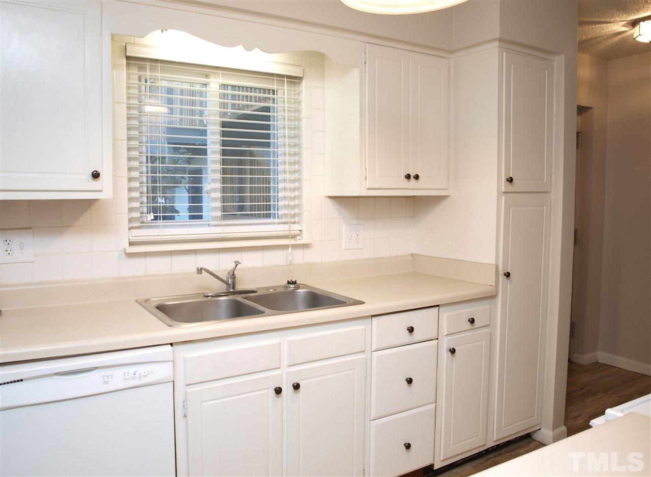 631 Pine Ridge Place, Unit 631 Raleigh, NC 27609 - Photo 4 of 14