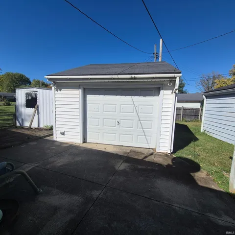 $124,900 | 2900 South Chippewa Lane, Muncie, IN 47302