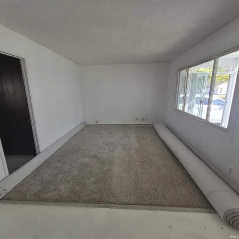 $124,900 | 2900 South Chippewa Lane, Muncie, IN 47302