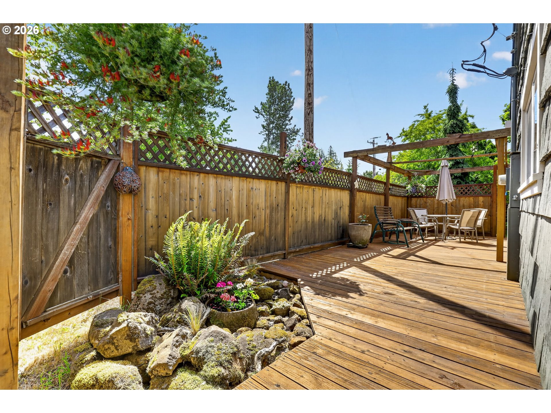 33951 Southeast Coupland Road Estacada, OR 97023 - Photo 33 of 48 a view of a backyard of the house