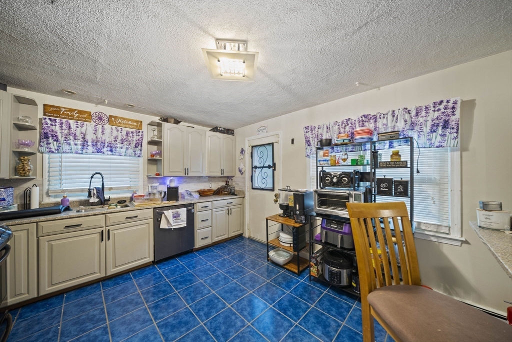 24 Constitution Road Boston, MA 02126 - Photo 4 of 19 Gallery Image 4