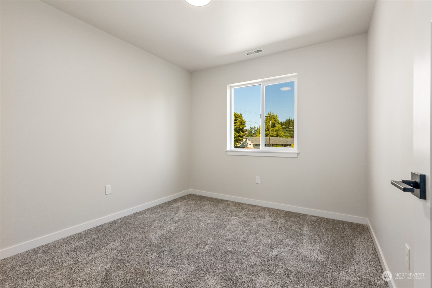 1810 Chilton Road Aberdeen, WA 98520 - Photo 12 of 15 Gallery Image 12