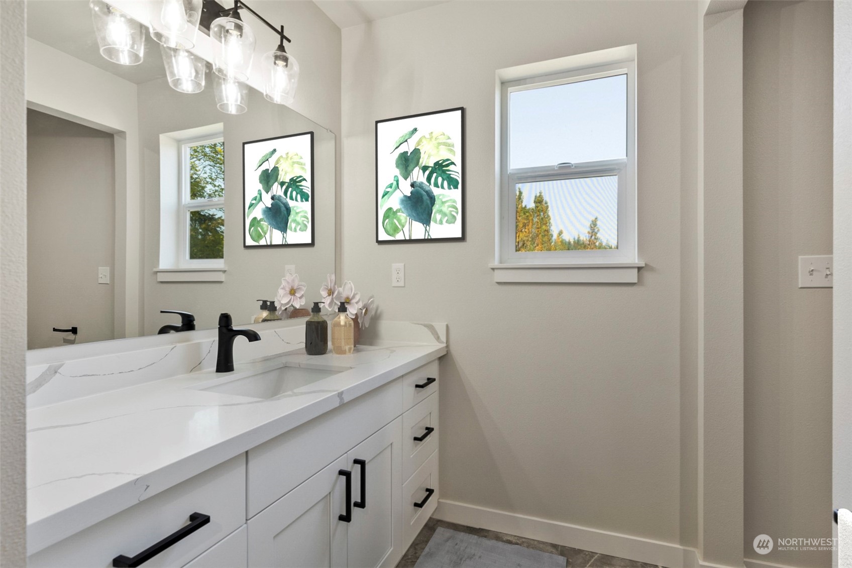 1810 Chilton Road Aberdeen, WA 98520 - Photo 8 of 15 Gallery Image 8