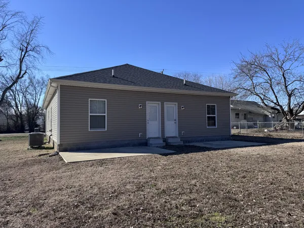 $1,075 | 836 East 21st Street, Unit B, Hopkinsville, KY 42240